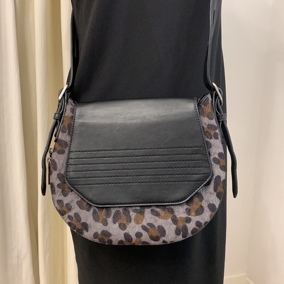 Lula Bag, Leopard Print Purse, Crossbody, Vegan Leather, Faux Fur, Animal Print - Picture 2 of 9